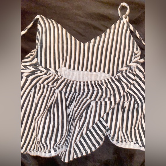 🧚‍♀️3for50$ Striped flared crop top - Picture 3 of 4